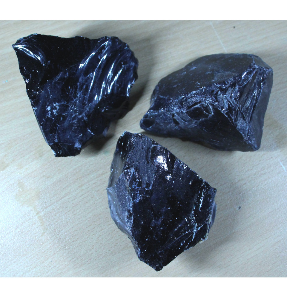 Obsidienne noire - Chine - minéraux bruts 6,8 cm / 74g / AZ206